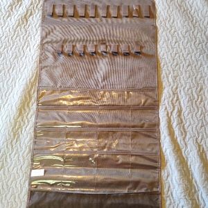 Hanging double-sided jewelry holder